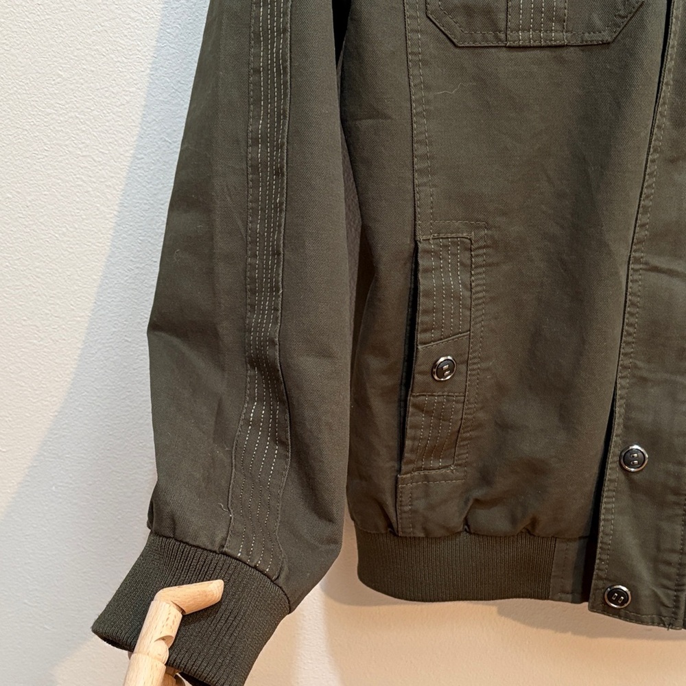 Men's Olive Green Jacket - Picture 7 of 17